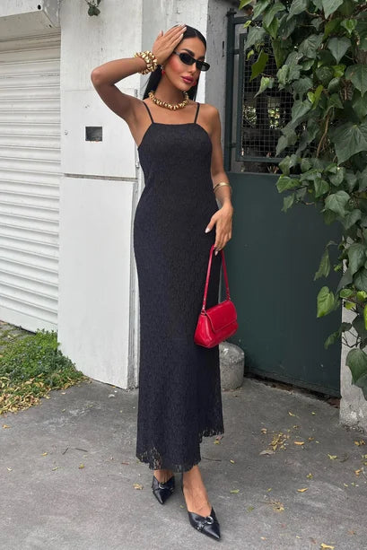 Vestido maxi de punto de encaje Julia con tirantes ajustables