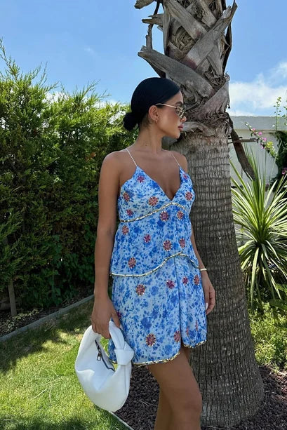 Vestido Cheryl con detalles de lentejuelas doradas